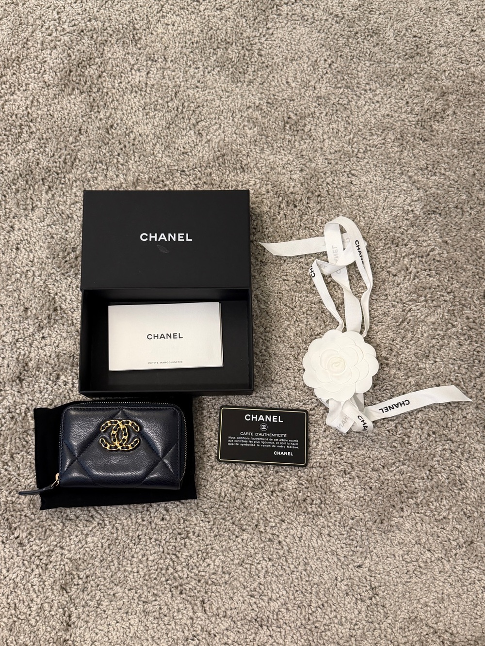 CHANEL Navy Quilted Leather Coin Pouch with Gold CC Emblem